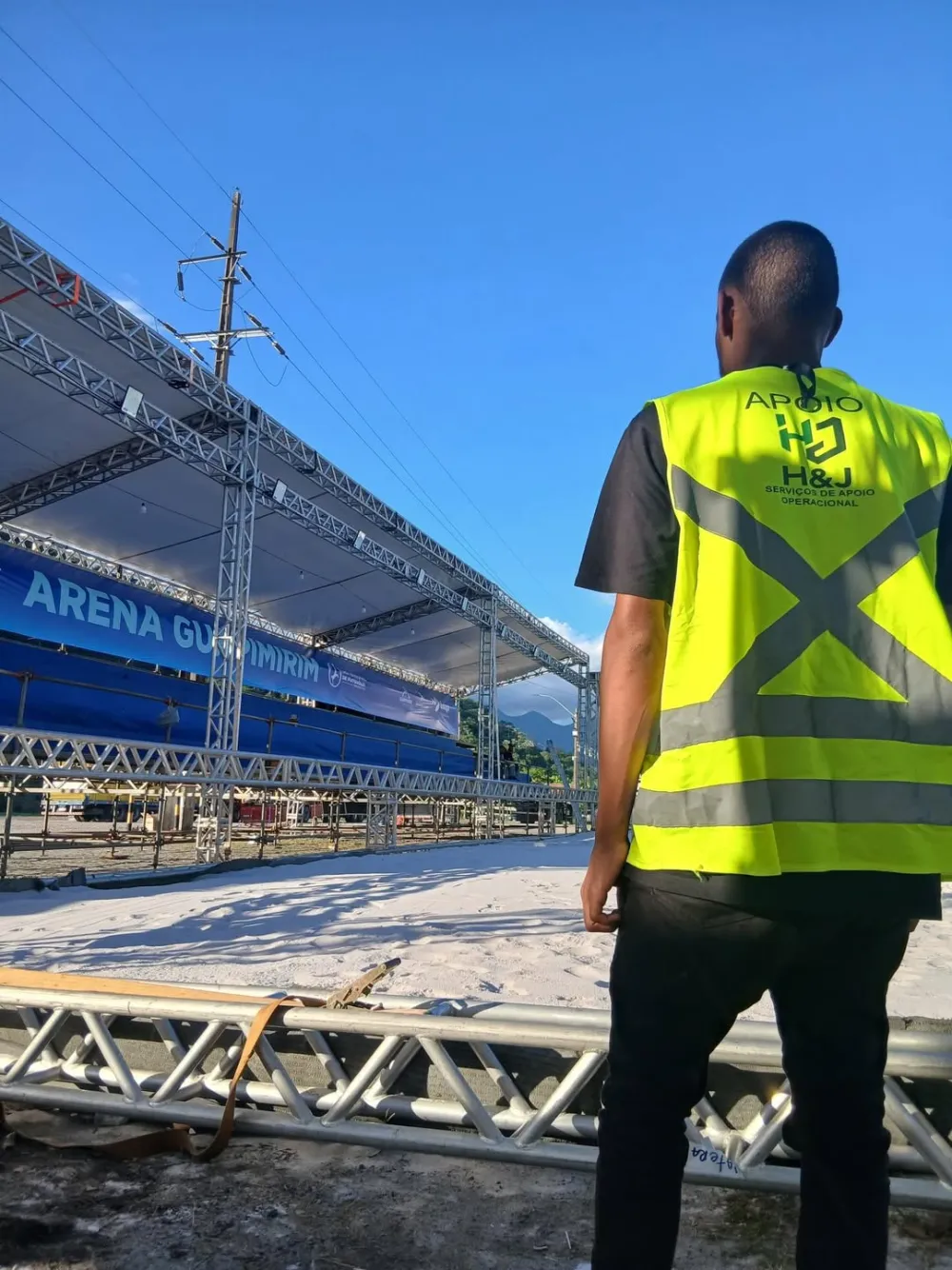 Equipe da HJ Segurança em operação